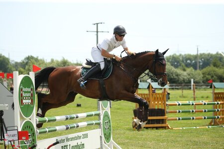 Valentin Mainier, hier auf einem Nachwuchspferd
