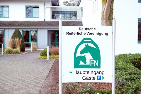 Die Sichtweisen zur aktuellen Finanzmisere der FN gehen augenscheinlich deutlich auseinander.  | © Hartwig