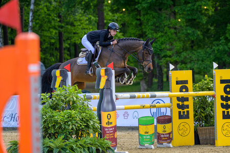 Mia Cara Brugger und Candela sprangen zum Auftakt des Preis der Besten zum Sieg. | © Equitaris