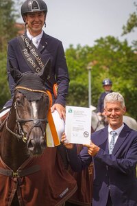 Pascal Lindner mit seinem Coach und Mentor Jürgen Kurz | © Foto: momentsbyronja