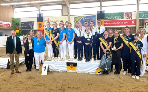 Die neuen Baden-Württembergischen Meister im Voltigieren  | © Kasperlik