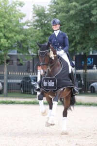 Carina Harnisch und Karthago siegten in der Güglinger S**-Dressur. | © D. Matthaes