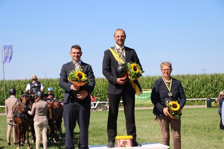 Steffen Brauchle, Patrick Harrer und Birgit Kohlweiß heute in Ichenheim | © Herbert Rauser 