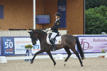 Allegra Hüttig sicherte sich bei der Pony Master Qualifikation auf dem Gestüt Birkhof die volle Punktzahl. | © D. Matthaes