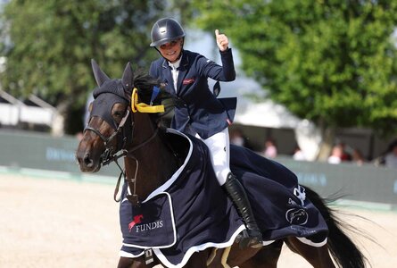 Elli Meyer mit Dame Noir | © Roger Müller