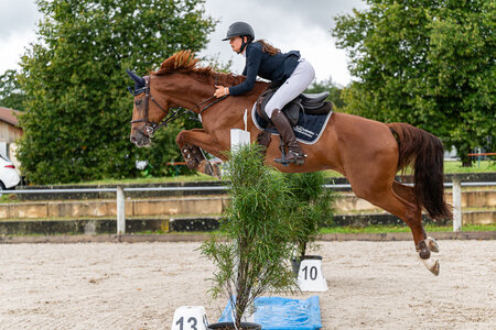 Laura Hansen fliegt auf ihrer Caracas zum Sieg | © Claretta Lukas