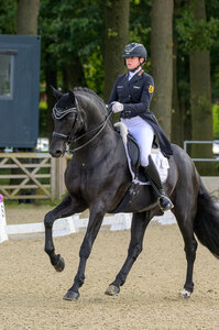 Pia Casper und Birkhof's Fair Game liegen derzeit auf dem Silberrang. | © Equitaris