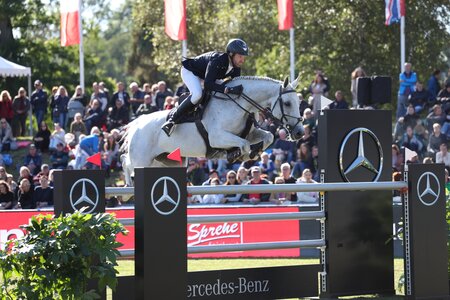 Max Weißhaupt und DSP Omerta Incipit gewinnen den Großen Preis von Donaueschingen. | © Roger Müller