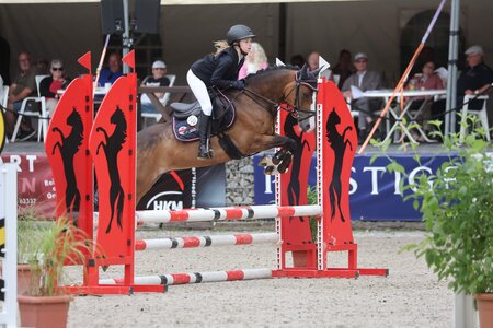 Liz Madeleine Zimmermann und Pony Karino  | © Doris Matthaes (Archiv)