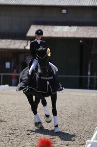 Mia Rohm mit Nymphenburgs Disco Fox | © Foto: Ronja Prokop