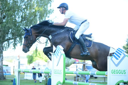 Günter Treiber und sein Cassis | © Mimi Jaufmann