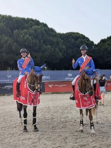Hansi Dreher und Gilles Thomas freuten sich sichtlich über ihren Teamerfolg und den Sieg in der Global Champions League Etappe in St. Tropez. | © Valkenswaard United (Instagram)