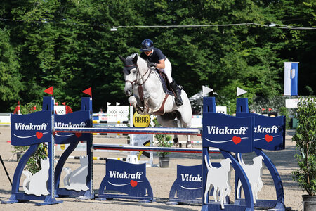 Der Sprung zum Sieg gelang Elli Meyer diesmal mit Clavin FP Z. | © D. Matthaes