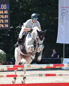 Ein besonderer Moment für die beiden: Der erste S-Sieg | © D. Matthaes