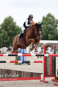 Pia-Luisa Baur und Corey sichern sich den Sieg im Youngster-S und damit auch die Goldene Schärpe. | © D. Matthaes