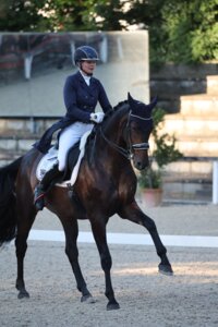 Meike Lang und Mercedes Zee galoppierten zum S-Sieg in Waiblingen. | © D. Matthaes