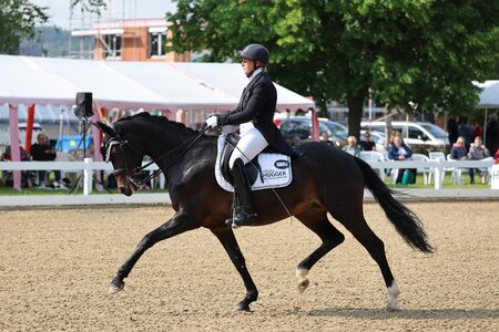 Christina Ege und Stute Roxana überzeugen in Leutkirch-Haid | © Doris Matthaes (Archiv)
