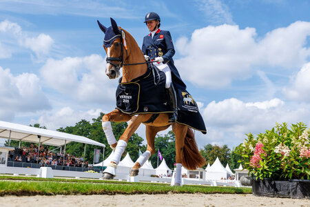 Quinn G. und Fiona Bigwood konnten überlegen in der Qualifikation der Siebenjährigen für Norwegen zum Sieg reiten. | © Lafrentz