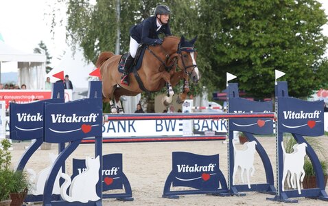 Michael Jung und Eclaire - an diesem Wochenende hatte es zu Gold gereicht im 1,45 Springen in Oglabbeek. | © Roger Müller (Archiv)