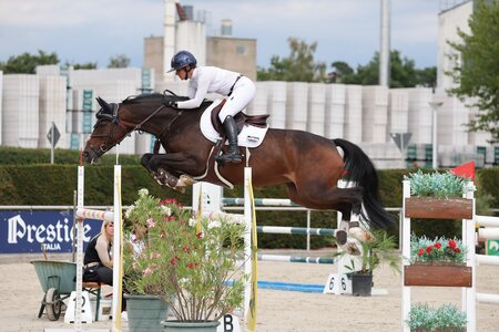 Elisabeth Meyer hier mit der Stute Valentina | © D. Matthaes