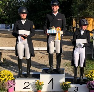 Der strahlende Sieger, stolz wie ein Spanier | © Foto: Bär Henke