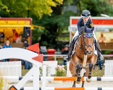 Luisa Sophie Roth und Baileys sicherten sich nicht nur den Sieg im heutigen Springen, sondern auch den Titel. | © Daniel Hasenkrug