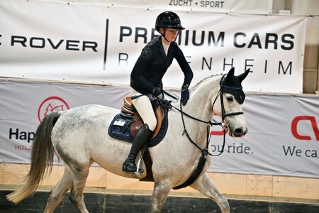 Luise Konle mit Luv | © Dill