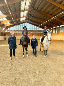 Beim RFV Ludwigsburg fand ein Lehrgang mit Hannes Müller und Andrea Müller-Koslik statt. | © RFV Ludwigsburg