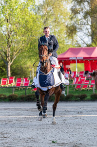 Niklas Krieg und Alexis sind die Sieger im Großen Preis von Tübingen. | © Claretta Lukas