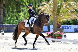 Siegessicher in Karlsfeld: Ines Fleischmann und High Noon | © Dill