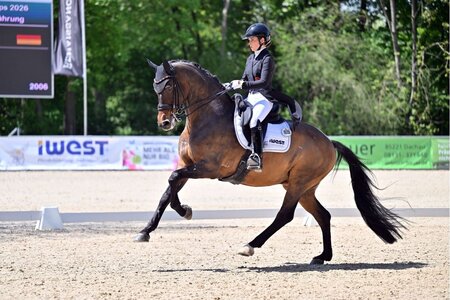 Jana Lang und Baron siegten in der ersten iWEST Dressur Cup des Jahres. | © Dill