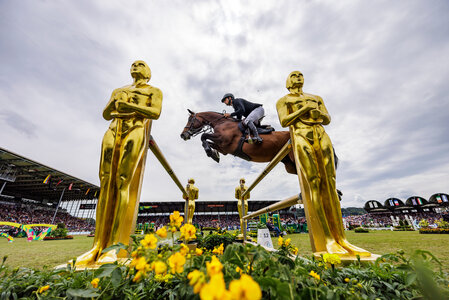 Richard Vogel kommt als aktueller Anwärter auf den Rolex Grand Slam of Show Jumping zum TSCHIO Aachen. | © Lafrentz