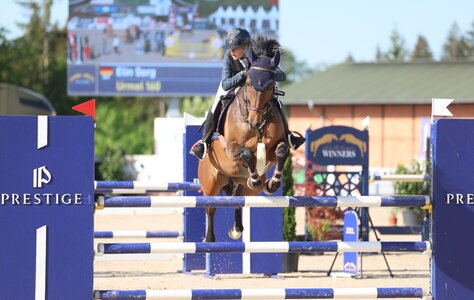 Elin Sorg mit Urmel bei den Children in Winterlingen | © Roger Müller 