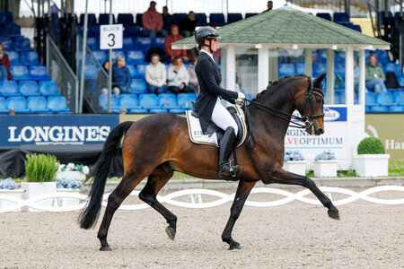 Fiona Serafina Lukas und Aragorn trabten in Balve zu Platz vier. | © Lafrentz