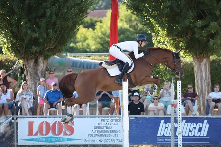 Wie aus Schöner Reiten: Maren Steinhilper mit Bibi Blocksberg | © D. Matthaes