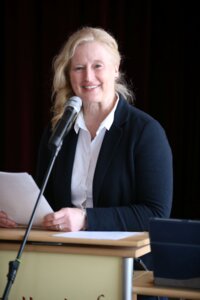 Iris Keller wirbt für die Teilnahme am Vierkampf | © D. Matthaes