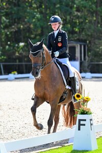 Laura Kohoutek und Der kleine Sunnyboy sicherten sich zum DJM-Auftakt eine Top5-Platzierung. | © Mirka Nilkens