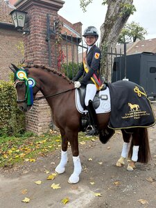 Emily Raff sichert sich beim  Bundesnachwuchschampionat den Titel. | © privat